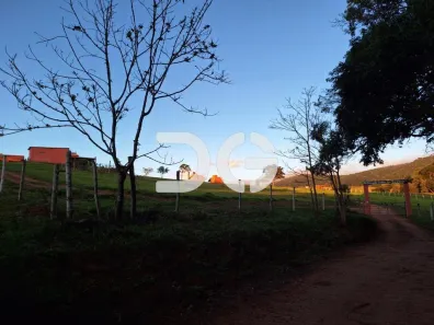 com 3 Quartos à venda, 49000m² no , São Tomé das Letras