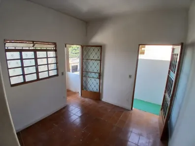 Casa com 3 Quartos para alugar, 95m² no Glória, Belo Horizonte