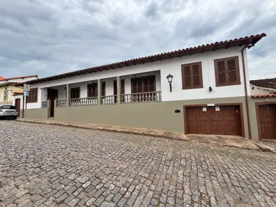 Sobrado com 3 Quartos à venda, 499m² no Centro, Mariana
