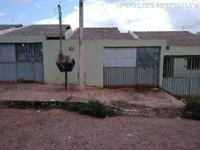 Casa com 2 Quartos à venda, 180m² no Vila Raio de Luz, Santo Antônio do Descoberto