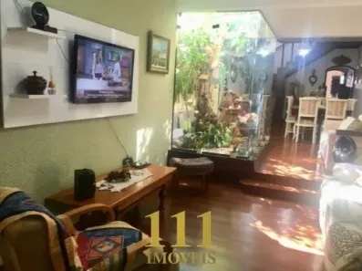 Casa com 4 Quartos à venda, 212m² no Vila Mascarenhas Ferraz, São José dos Campos