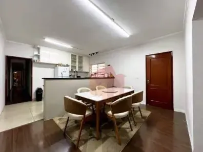 Casa com 3 Quartos à venda, 210m² no Vila Mariana, Americana
