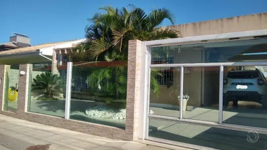 Casa com 2 Quartos à venda, 217m² no Itacorubi, Florianópolis