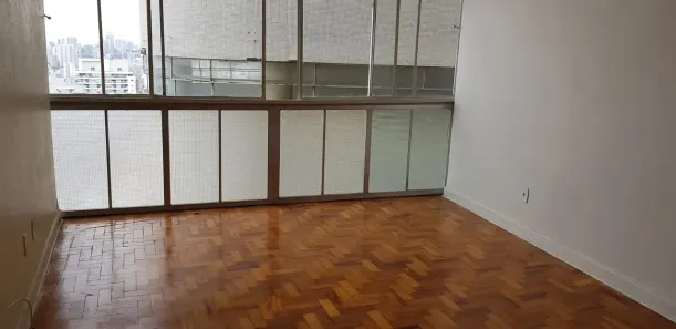 Kitnet à venda, 27m² no República, São Paulo