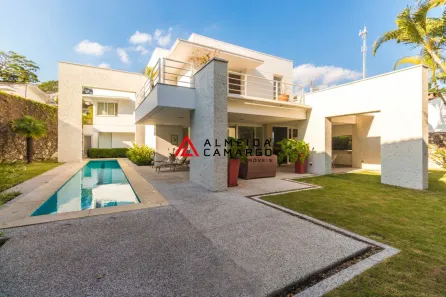 Casa com 3 Quartos à venda, 723m² no Jardim Guedala, São Paulo
