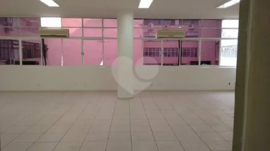 Sala Comercial à venda, 70m² no República, São Paulo