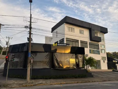 Sala Comercial para alugar, 120m² no Iririú, Joinville