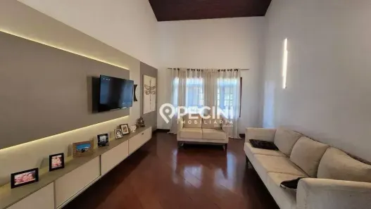 Casa com 3 Quartos à venda, 240m² no Vila Santo Antônio, Rio Claro