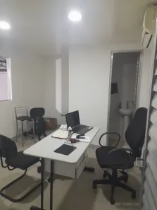 Galpão/Depósito/Armazém para venda ou aluguel, 220m² no Coqueiro, Belém