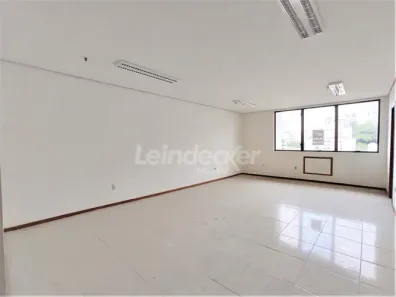 Sala Comercial para alugar, 55m² no Floresta, Porto Alegre