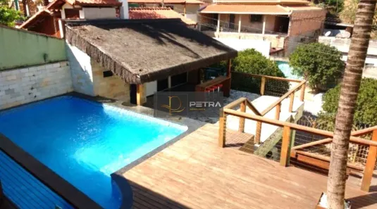Casa com 3 Quartos à venda, 360m² no Tropical, Contagem