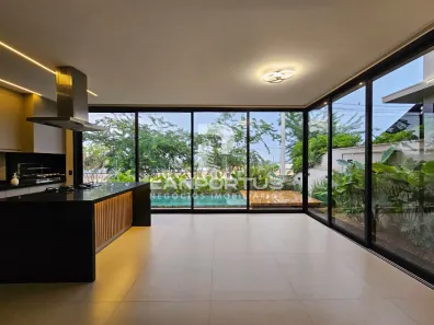 Sobrado com 4 Quartos à venda, 261m² no Vila do Golf, Ribeirão Preto