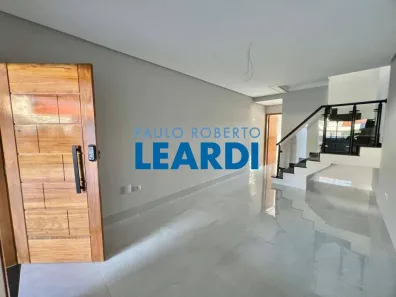 Sobrado com 3 Quartos à venda, 145m² no Parque Maria Domitila, São Paulo