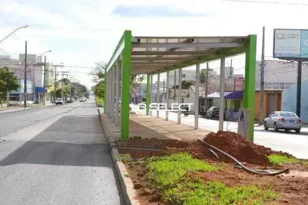 Lote/Terreno à venda, 375m² no Segismundo Pereira, Uberlândia