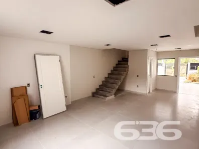 Sobrado com 3 Quartos à venda, 124m² no Glória, Joinville
