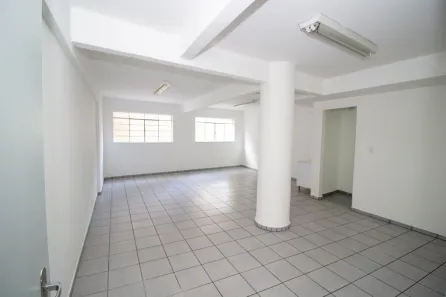 Sala Comercial para alugar, 55m² no Liberdade, São Paulo