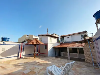Casa com 5 Quartos à venda, 242m² no Farolândia, Aracaju
