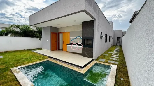 Casa de Condomínio com 3 Quartos para venda ou aluguel, 160m² no Condomínio Belvedere II, Cuiabá