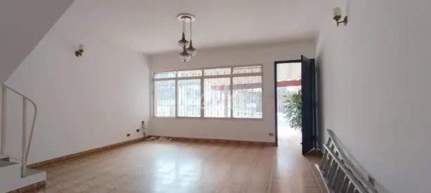 Casa com 3 Quartos para alugar, 180m² no Bortolândia, São Paulo