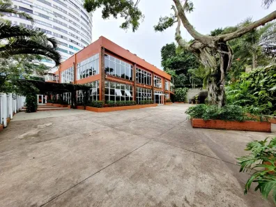 Sala Comercial à venda, 926m² no Ilha Porchat, São Vicente