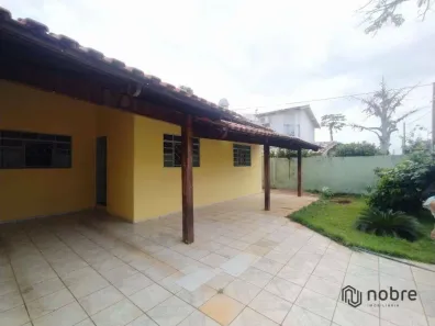 Casa com 3 Quartos para alugar, 150m² no Plano Diretor Norte, Palmas