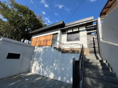 Casa com 3 Quartos à venda, 259m² no Vila Santana, Valinhos