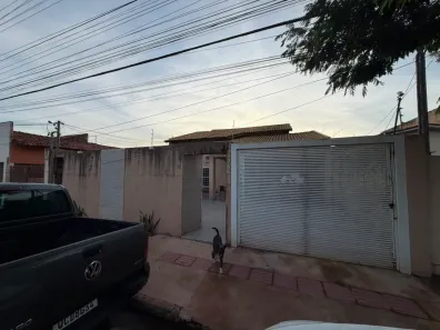 Casa com 3 Quartos à venda, 280m² no Vila Taquarussu, Campo Grande