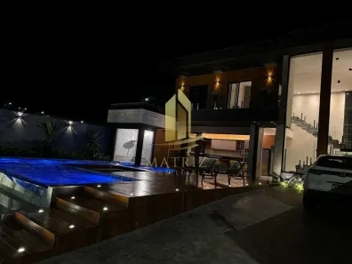 Casa de Condomínio com 5 Quartos à venda, 254m² no , Cássia