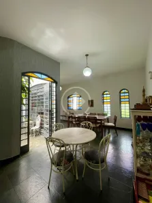 Sobrado com 5 Quartos à venda, 377m² no Tabajaras, Uberlândia