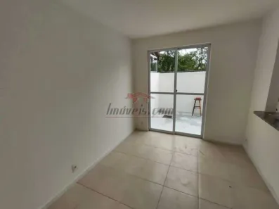 Casa de Condomínio com 3 Quartos à venda, 102m² no Vargem Pequena, Rio de Janeiro