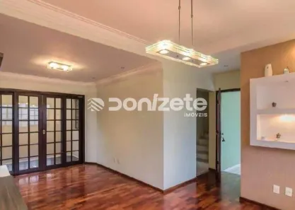 Sobrado com 3 Quartos à venda, 155m² no Campestre, Santo André