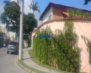Casa com 3 Quartos à venda, 385m² no Vila Oliveira, Mogi das Cruzes