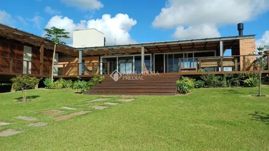 Casa com 3 Quartos à venda, 300m² no Mirim, Imbituba