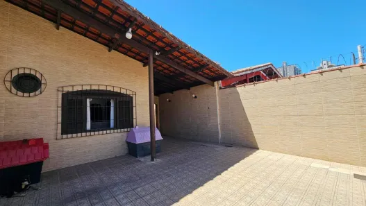 Casa com 3 Quartos à venda, 131m² no Caiçara, Praia Grande