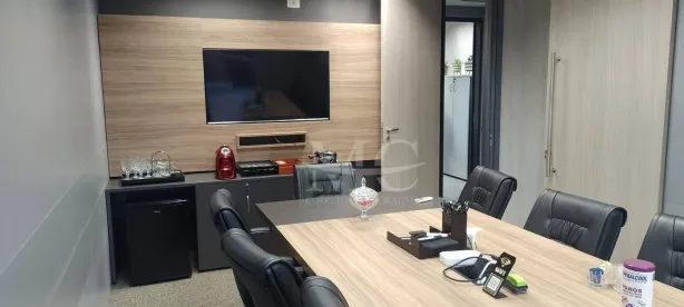 Sala Comercial para alugar, 136m² no Vila Olímpia, São Paulo