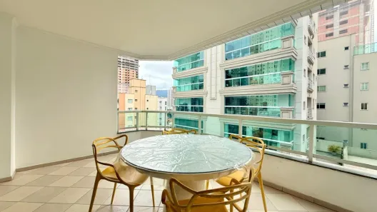 Apartamento com 3 Quartos à venda, 114m² no Meia Praia, Itapema