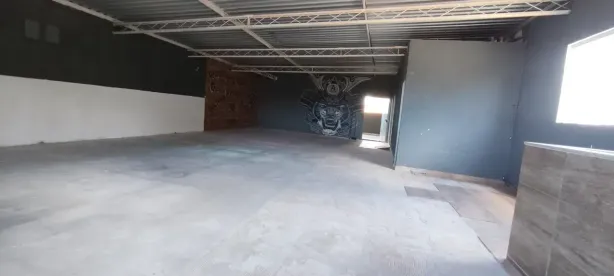 Ponto Comercial à venda, 220m² no Recreio, Rio das Ostras