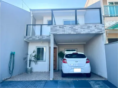 Sobrado com 3 Quartos à venda, 107m² no Jardim Carvalho, Ponta Grossa