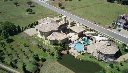Casa de Condomínio com 5 Quartos à venda, 1200m² no GO-319, Hidrolândia