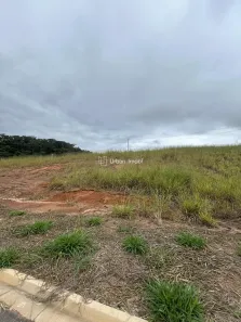 Lote/Terreno à venda, 240m² no Casa de Pedra, Volta Redonda