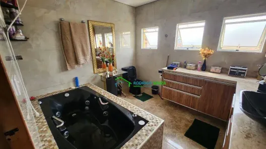 Casa com 3 Quartos à venda, 260m² no Jardim das Belezas, Carapicuíba