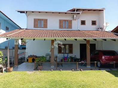 Casa com 6 Quartos à venda, 222m² no Do Ubatuba, São Francisco do Sul