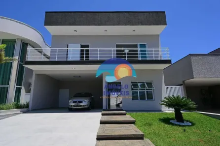 Sobrado com 3 Quartos à venda, 223m² no Centro, Peruíbe