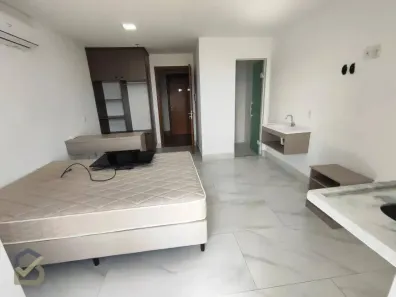 Flat com 1 Quarto para alugar, 30m² no Costa do Sol, Macaé