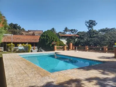 Fazenda/Sítio com 3 Quartos à venda, 241m² no Parque dos Cafezais IV, Itupeva