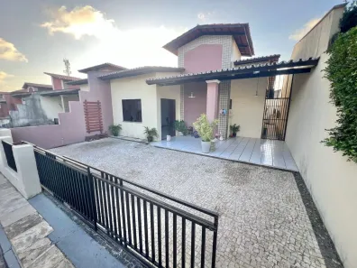 Casa de Condomínio com 3 Quartos à venda, 100m² no Cambeba, Fortaleza