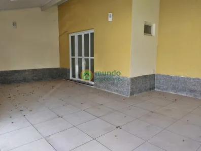 Casa com 3 Quartos à venda, 150m² no Vila Paulista, Taubaté