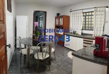 Casa com 3 Quartos à venda, 148m² no Conjunto Habitacional Milton Gavetti, Londrina