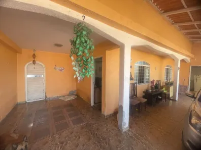 Casa com 2 Quartos à venda, 320m² no Taguatinga Norte, Brasília