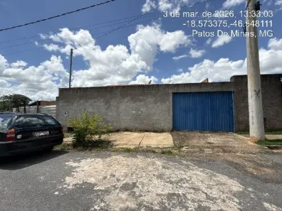Casa com 2 Quartos à venda, 207m² no Coração Eucarístico, Patos de Minas